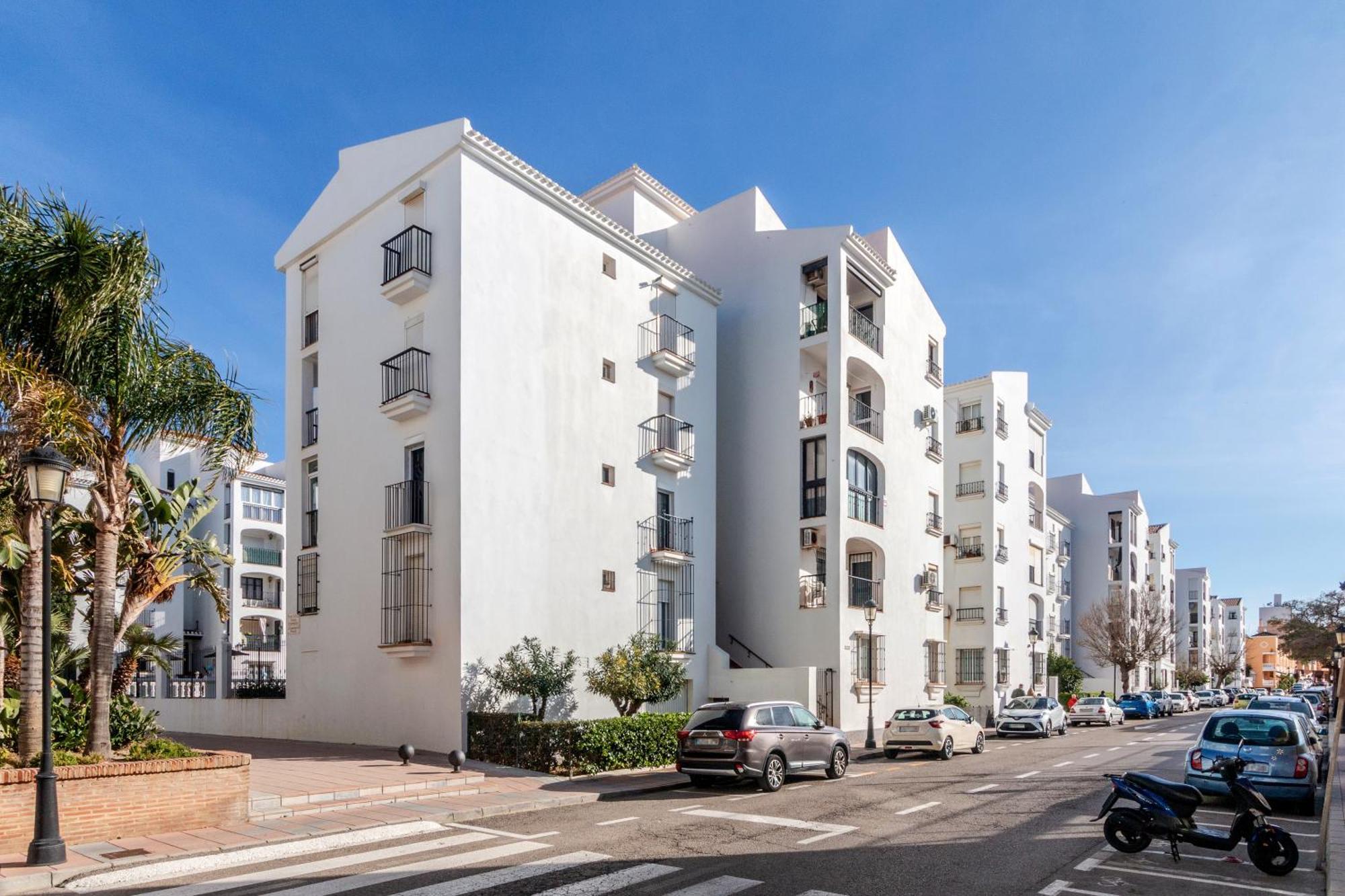 Close To The Beach, 5 Minutes Walk San Luis de Sabinillas Exterior foto